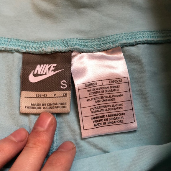 Nike long workout shorts - Picture 2 of 8